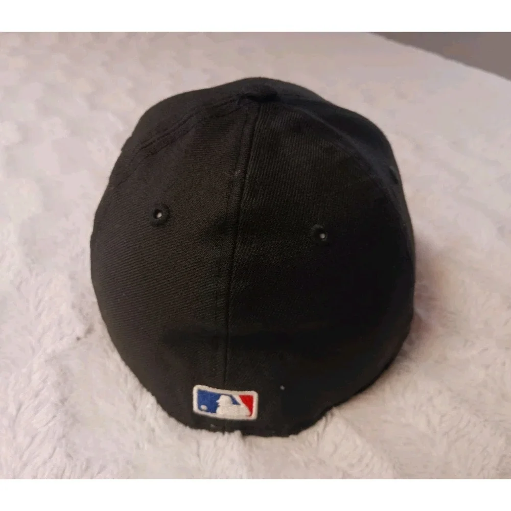 New Era 59fifty Florida Marlins Crystals From Swarovski Adult Size 7 USA Flag